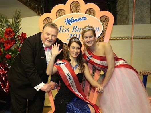 Strahlende Freude bei der frisch gebackenen Miss Bonbon 2015