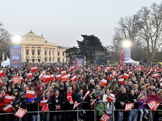 Tausende Fans jubelten in Wien ihren Helden zu