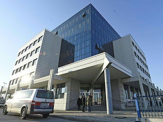 In diesem AMS- Firmengebäude in Wien-Liesing kam es zu dem Messerstich In diesem AMS- Firmengebäude in Wien-Liesing kam es zu dem Messerstich