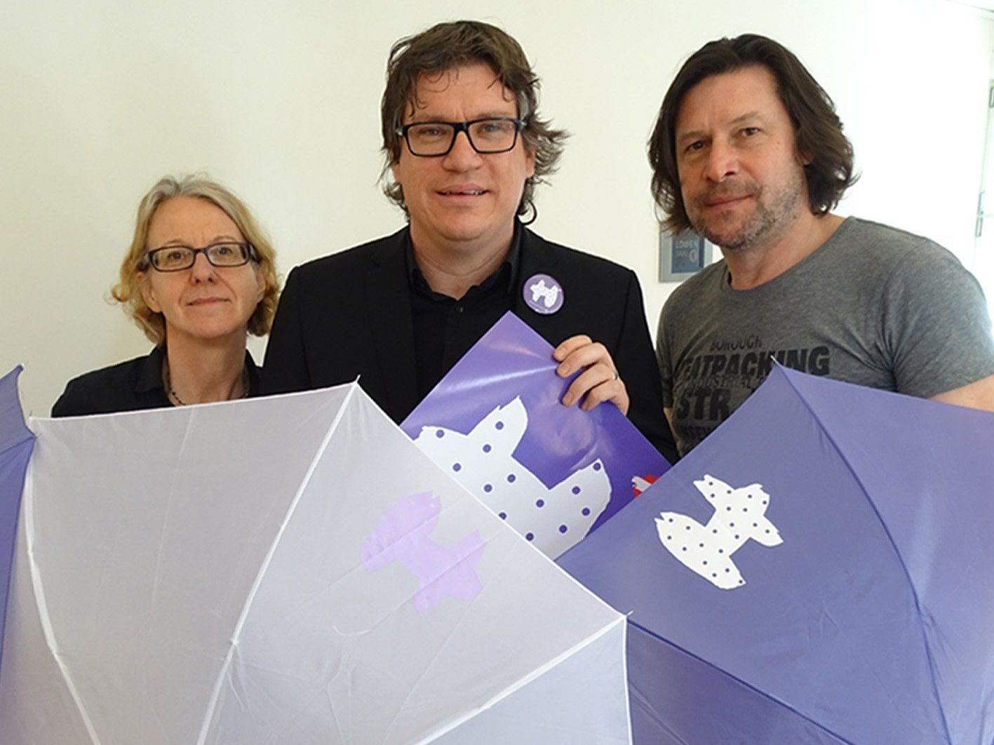 Dagmar Ullmann-Bautz, GF. Dieter Heidegger und Intendant Pierre Schäfer bei der Programmvorstellung Dagmar Ullmann-Bautz, GF. Dieter Heidegger und Intendant Pierre Schäfer bei der Programmvorstellung
