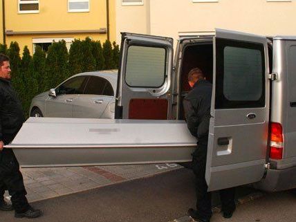 Der Ex-Freund jener Frau, die in Leobersdorf erstochen wurde, wird nun wegen Mordes angeklagt. Der Ex-Freund jener Frau, die in Leobersdorf erstochen wurde, wird nun wegen Mordes angeklagt.