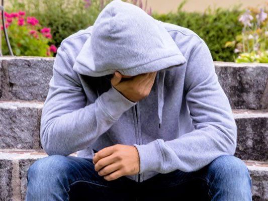 Ein 16-jähriger Schüler wurde im 4. Bezirk von einer Gruppe verfolgt. Ein 16-jähriger Schüler wurde im 4. Bezirk von einer Gruppe verfolgt.