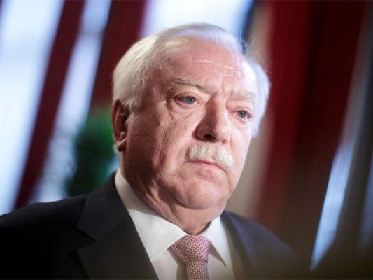 Michael Häupl wehrt sich gegen Vorwürfe in der Causa Akkilic. Michael Häupl wehrt sich gegen Vorwürfe in der Causa Akkilic.