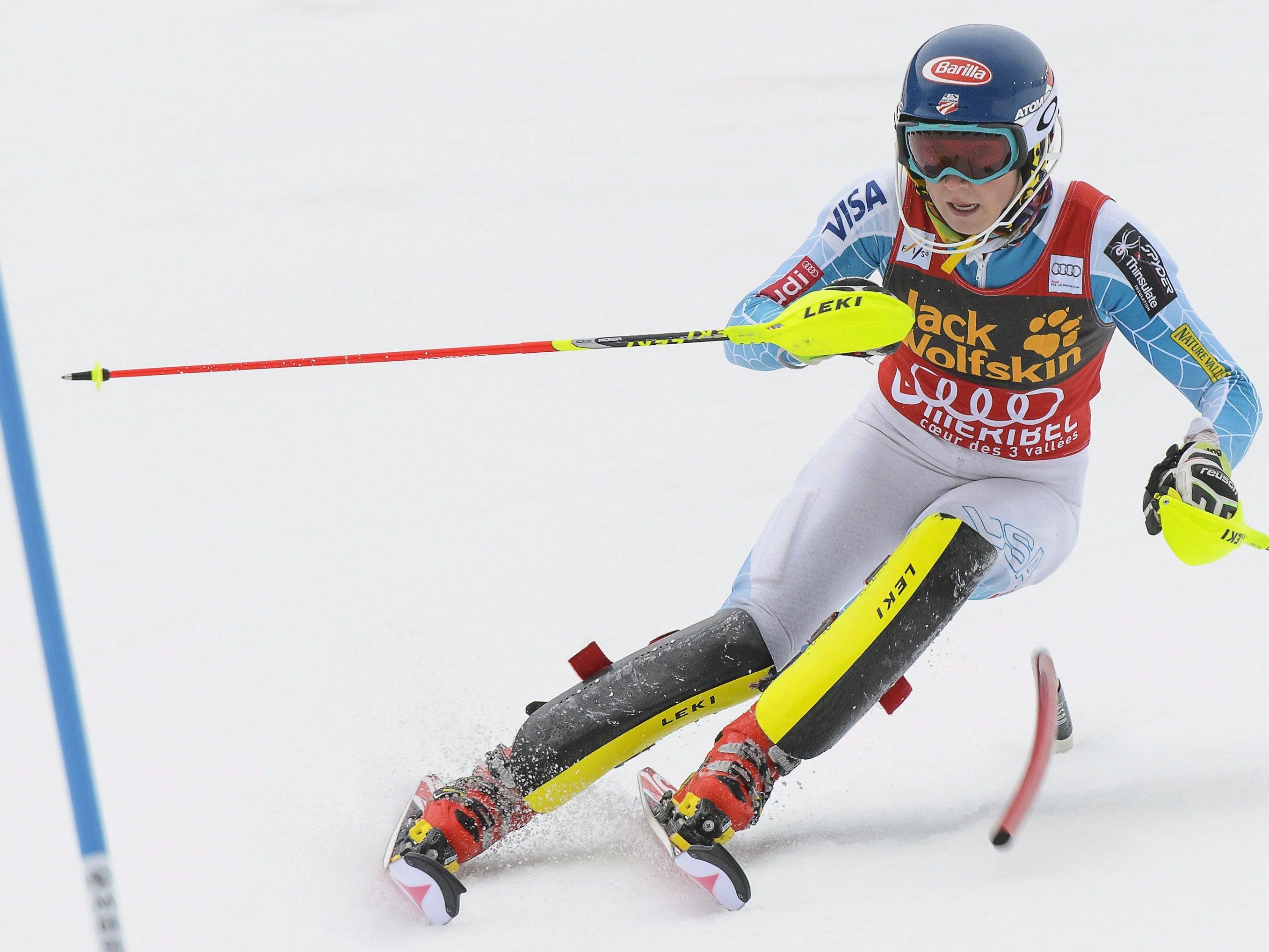 Die US-Amerikanerin sicherte sich mit ihrem 15. Weltcup-Sieg, dem 14. im Slalom, auch zum dritten Mal in Folge die kleine Kristallkugel für den Gewinn der Spezialwertung.