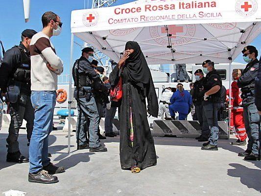 Flüchtlingsansturm sorgt für Chaos auf Sizilien