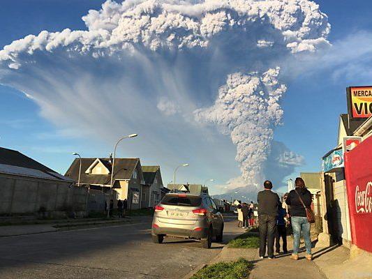Vulkan Calbuco in Chile ist ausgebrochen