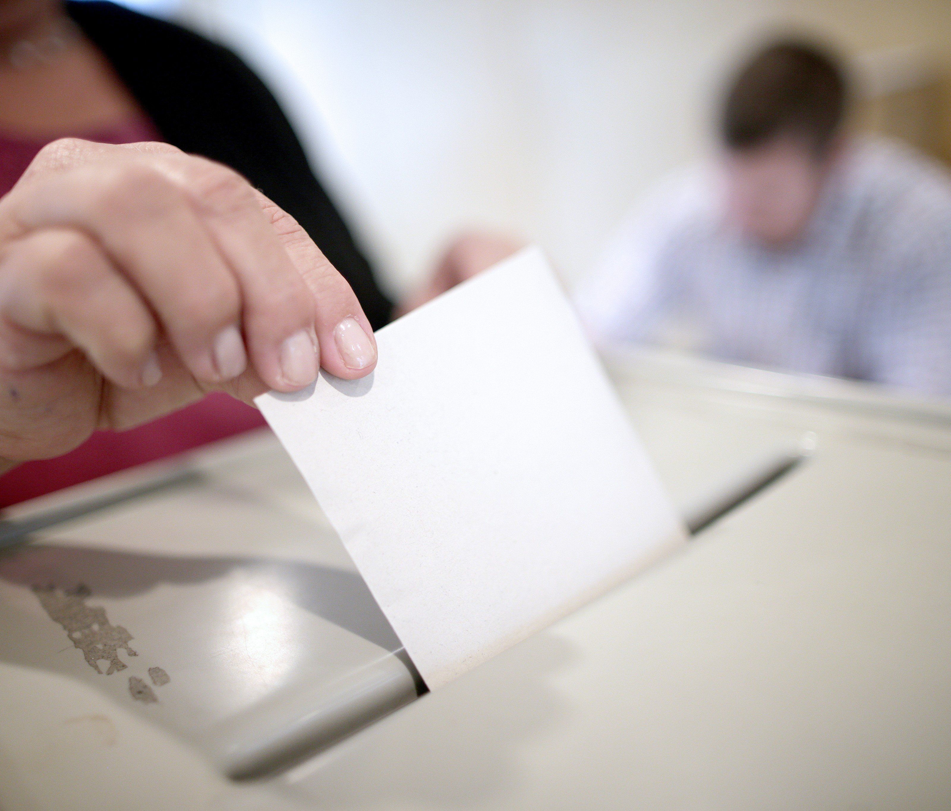 NEOS und CPÖ müssen vor der Burgenland-Wahl noch Unterstützungserklärungen sammeln. NEOS und CPÖ müssen vor der Burgenland-Wahl noch Unterstützungserklärungen sammeln.