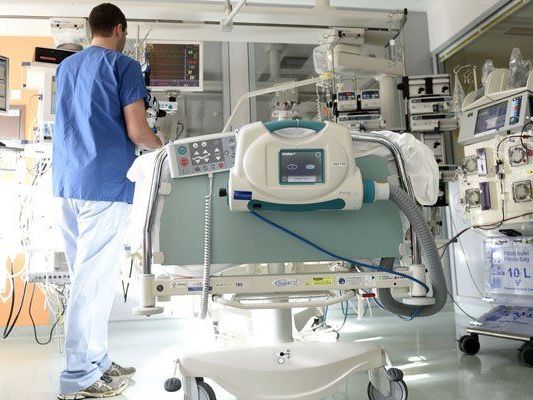 Die Vierjährige erlitt bei dem Unfall einen Schädelbruch. Die Vierjährige erlitt bei dem Unfall einen Schädelbruch.