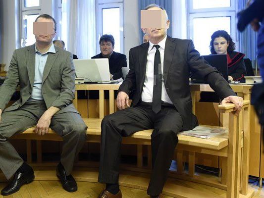 Die beiden Angeklagten Vadim Koshlyak und der ehemalige Chef des kasachischen Geheimdienstes KNB Alnur Mussayev Die beiden Angeklagten Vadim Koshlyak und der ehemalige Chef des kasachischen Geheimdienstes KNB Alnur Mussayev