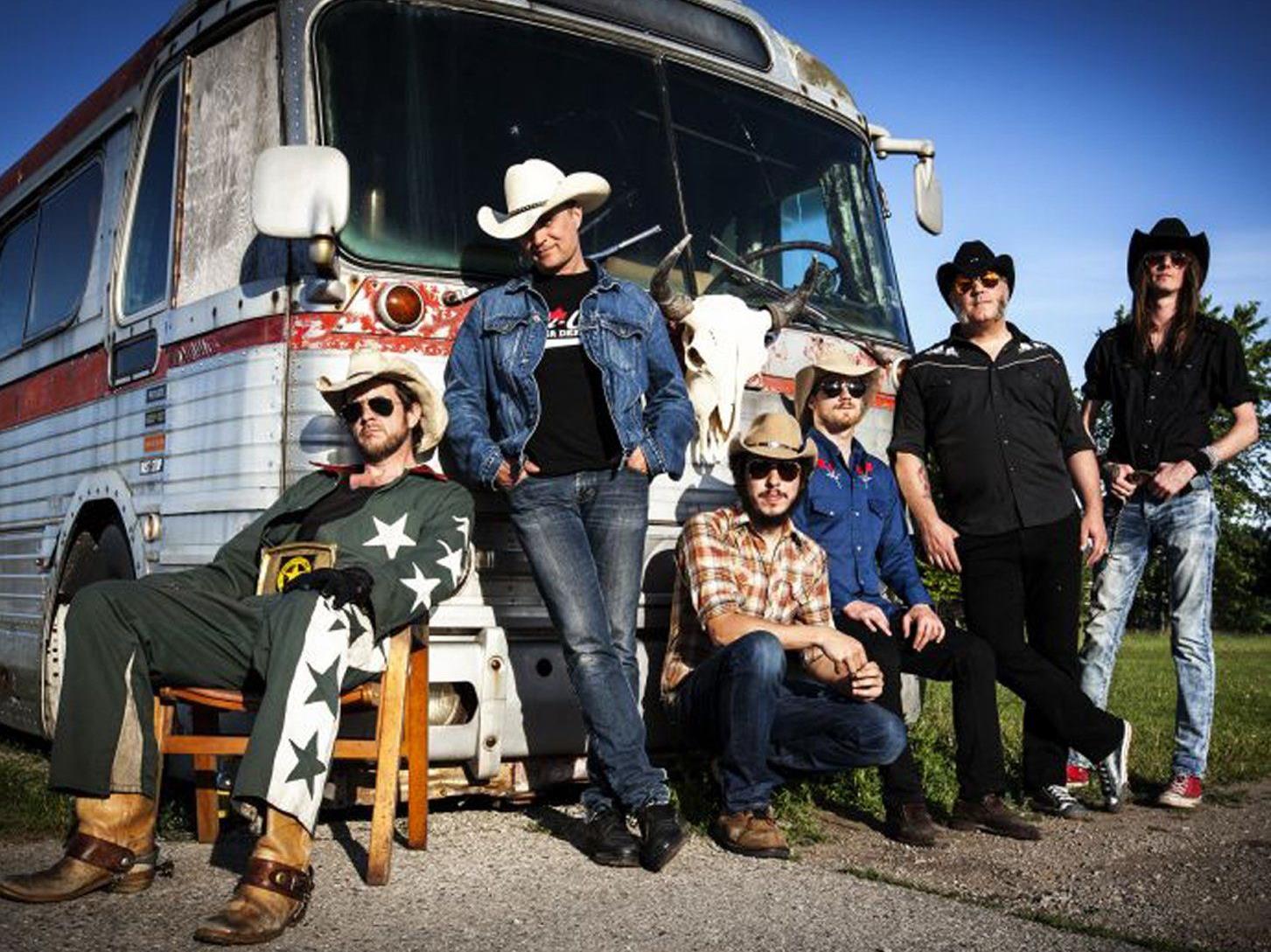 Die Band „White Cowbell Oklahoma“ spielt am Freitag, 17. 4., im Schrott Rock Vereinslokal.