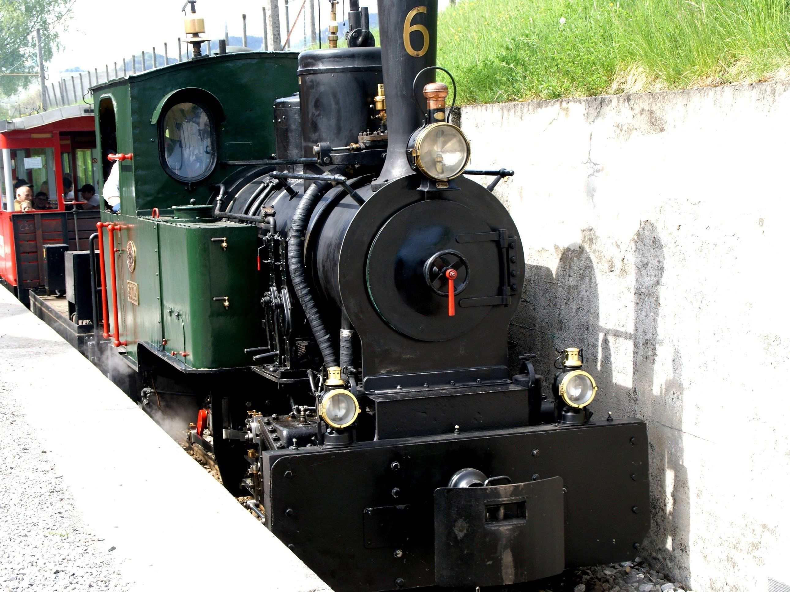 Das Rheinbähnle ist aus dem Winterschlaf erwacht! Das Rheinbähnle ist aus dem Winterschlaf erwacht!