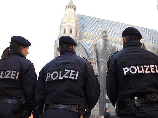 In der Wiener Innenstadt wird die Polizei hunderten Demonstranten das Geleit geben