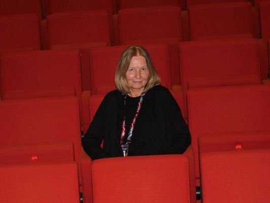 Andrea Berhout leitet das Ticketmanagement der Stadthalle.