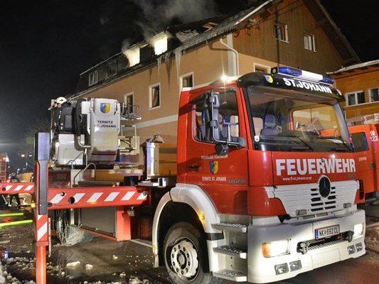 Nach Brandstiftung im Flüchtlingsheim: Psychiatrischer Gutachter attestierte 23-Jährigem paranoide Schizophrenie Nach Brandstiftung im Flüchtlingsheim: Psychiatrischer Gutachter attestierte 23-Jährigem paranoide Schizophrenie