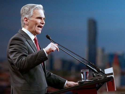 Werner Faymann am SPÖ-Landesparteitag in Wien. Werner Faymann am SPÖ-Landesparteitag in Wien.
