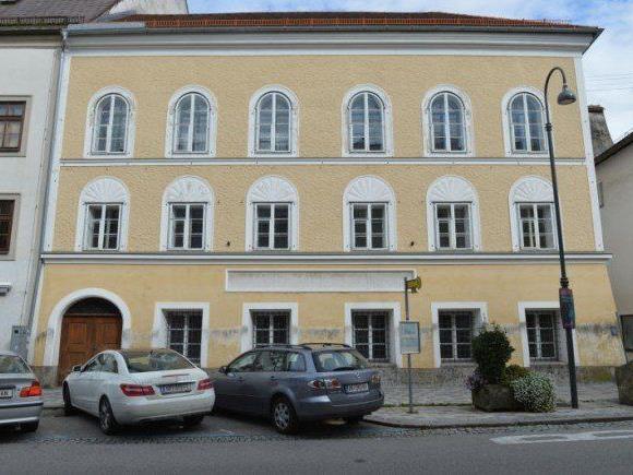 Hitlers Geburtshaus in Braunau steht als Stopp auf der Kaffeefahrt-Liste