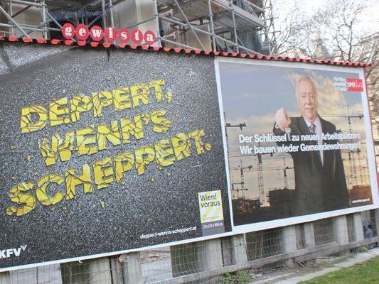 Mit diesen Plakaten wie diesem sollen Verkehrsteilnehmer sensibilisiert werden. Mit diesen Plakaten wie diesem sollen Verkehrsteilnehmer sensibilisiert werden.