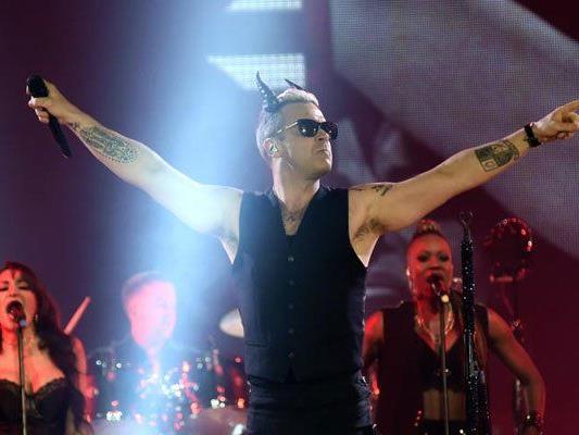 "Teuflisch" solide Show bei Robbie Williams in Linz.