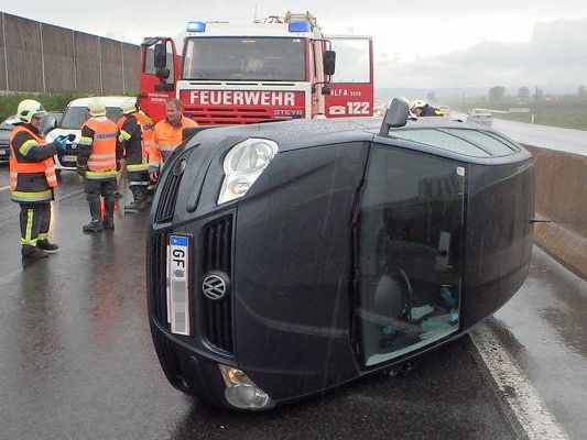 Verkehrsunfall auf der S5 bei Grafenwörth Verkehrsunfall auf der S5 bei Grafenwörth