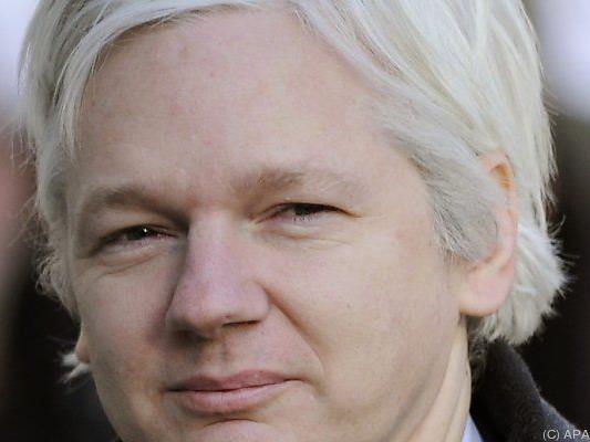 Assange lebt in Ecuadors Botschaft in London