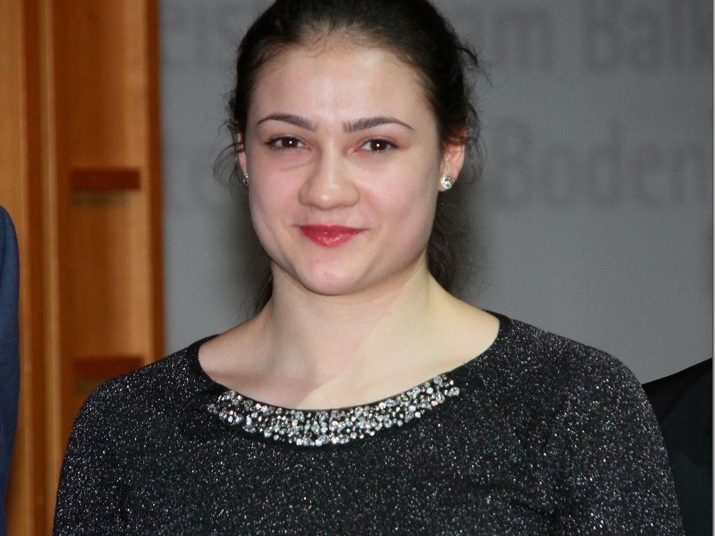 Die Lustenauerin Elisa Hämmerle mit Frankfurt top Die Lustenauerin Elisa Hämmerle mit Frankfurt top