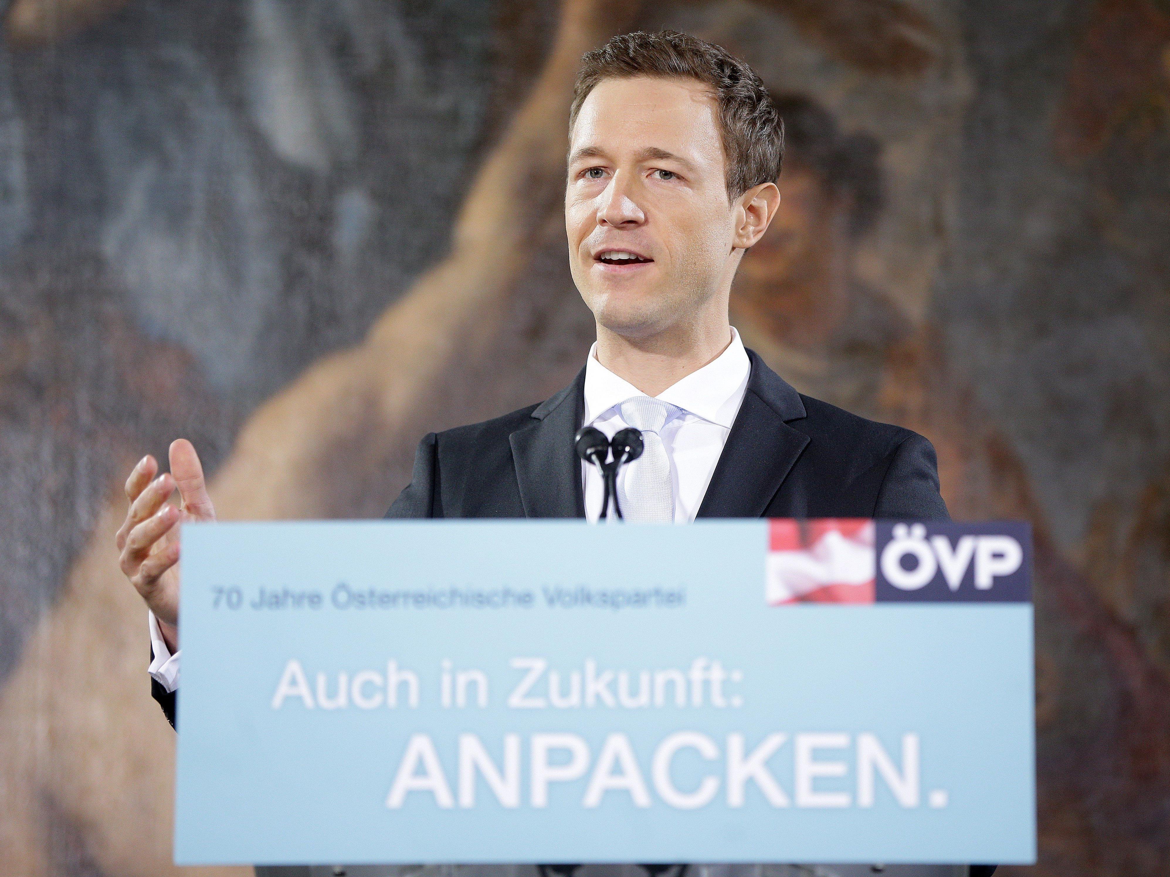 Generalsekretär Gernot Blümel organisiert den ÖVP-Parteitag in der Wiener Hofburg.