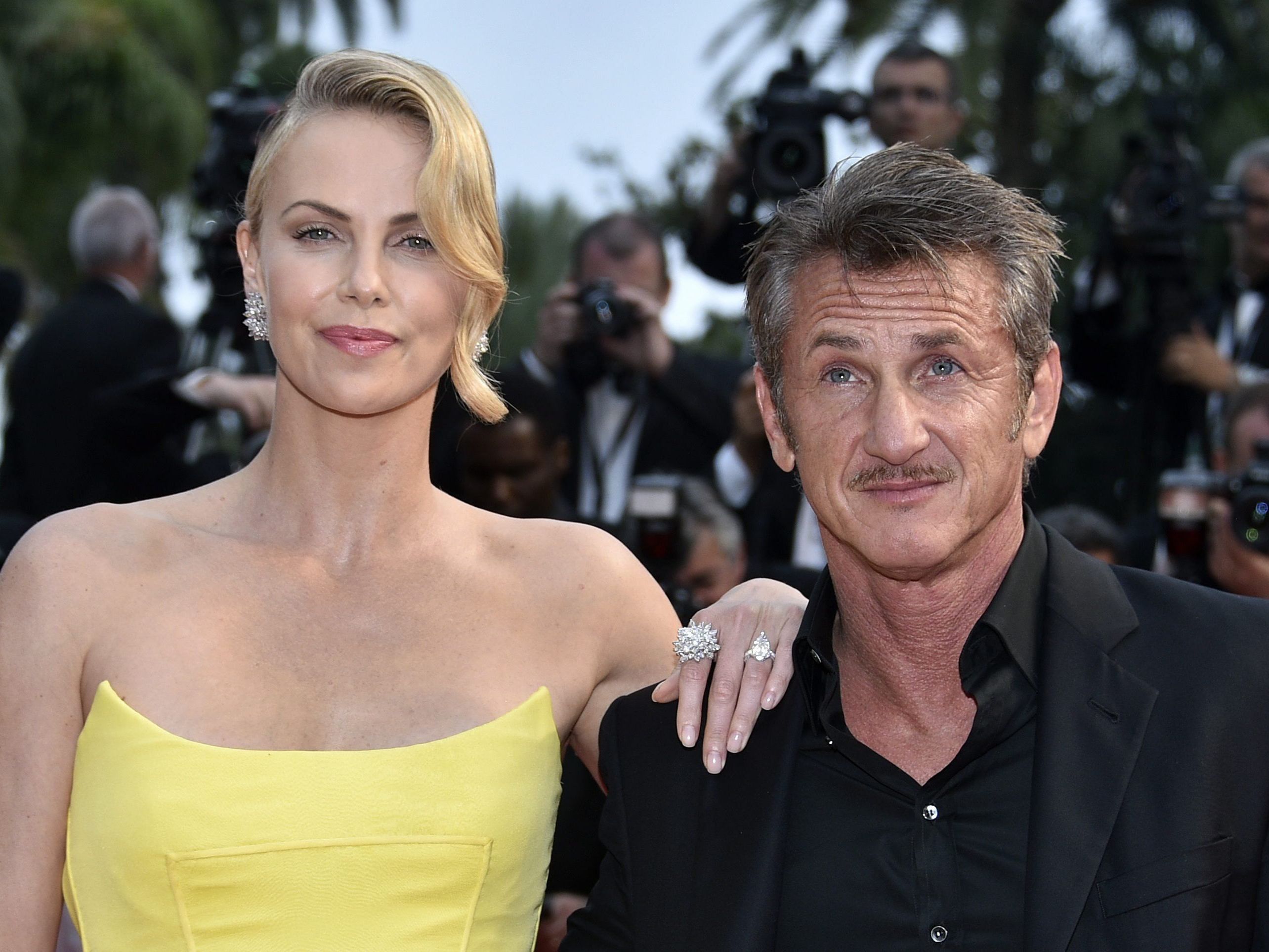 Sean Penn wird seine Freundin Charlize Theron zum heurigen Life Ball begleiten.