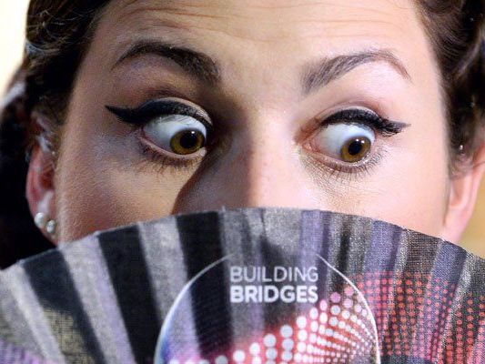 Ann Sophie nimmt ihre Niederlage beim ESC gelassen hin. Ann Sophie nimmt ihre Niederlage beim ESC gelassen hin.