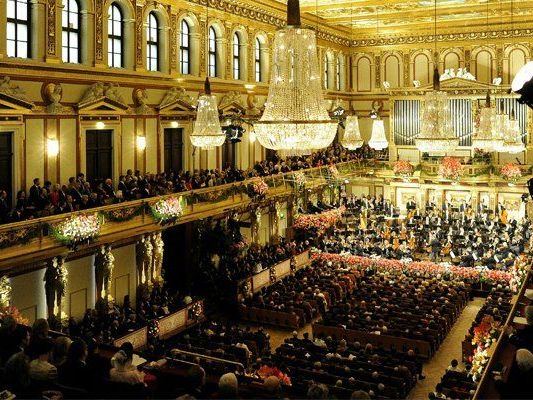Vielversprechend präsentiert sich das Programm der Wiener Philharmoniker 2015/16 Vielversprechend präsentiert sich das Programm der Wiener Philharmoniker 2015/16