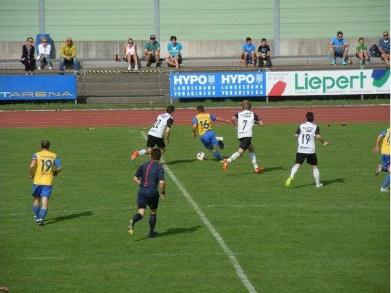 Bludenz schlug Schruns mit 3:2. Bludenz schlug Schruns mit 3:2.