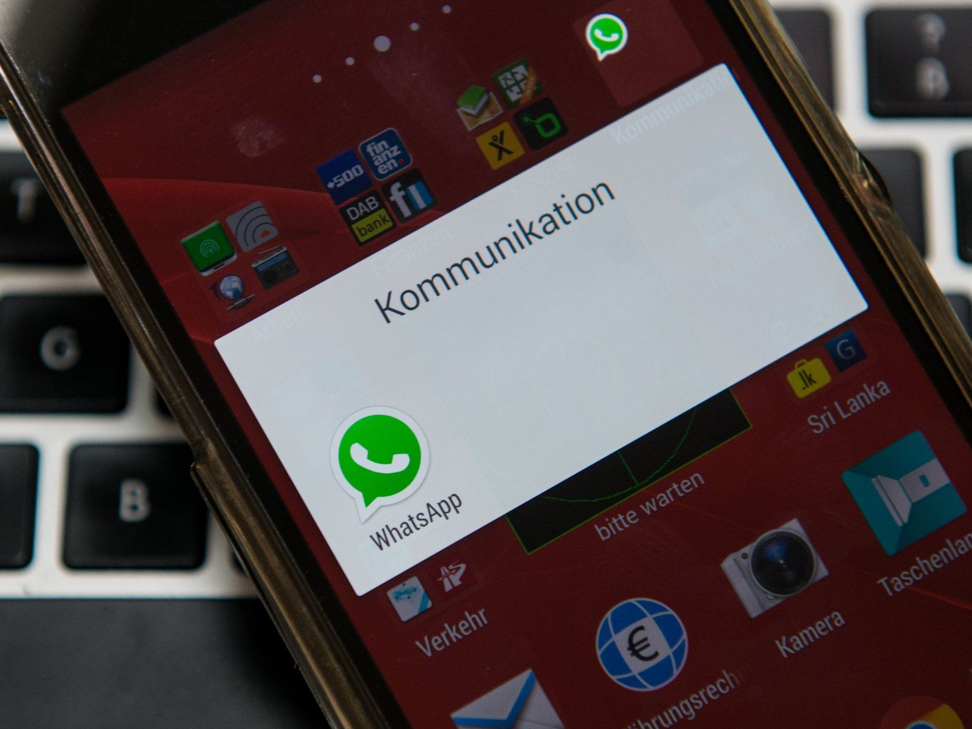 Drittanbietersperre kann vor unliebsamen Forderungen schützen. Drittanbietersperre kann vor unliebsamen Forderungen schützen.