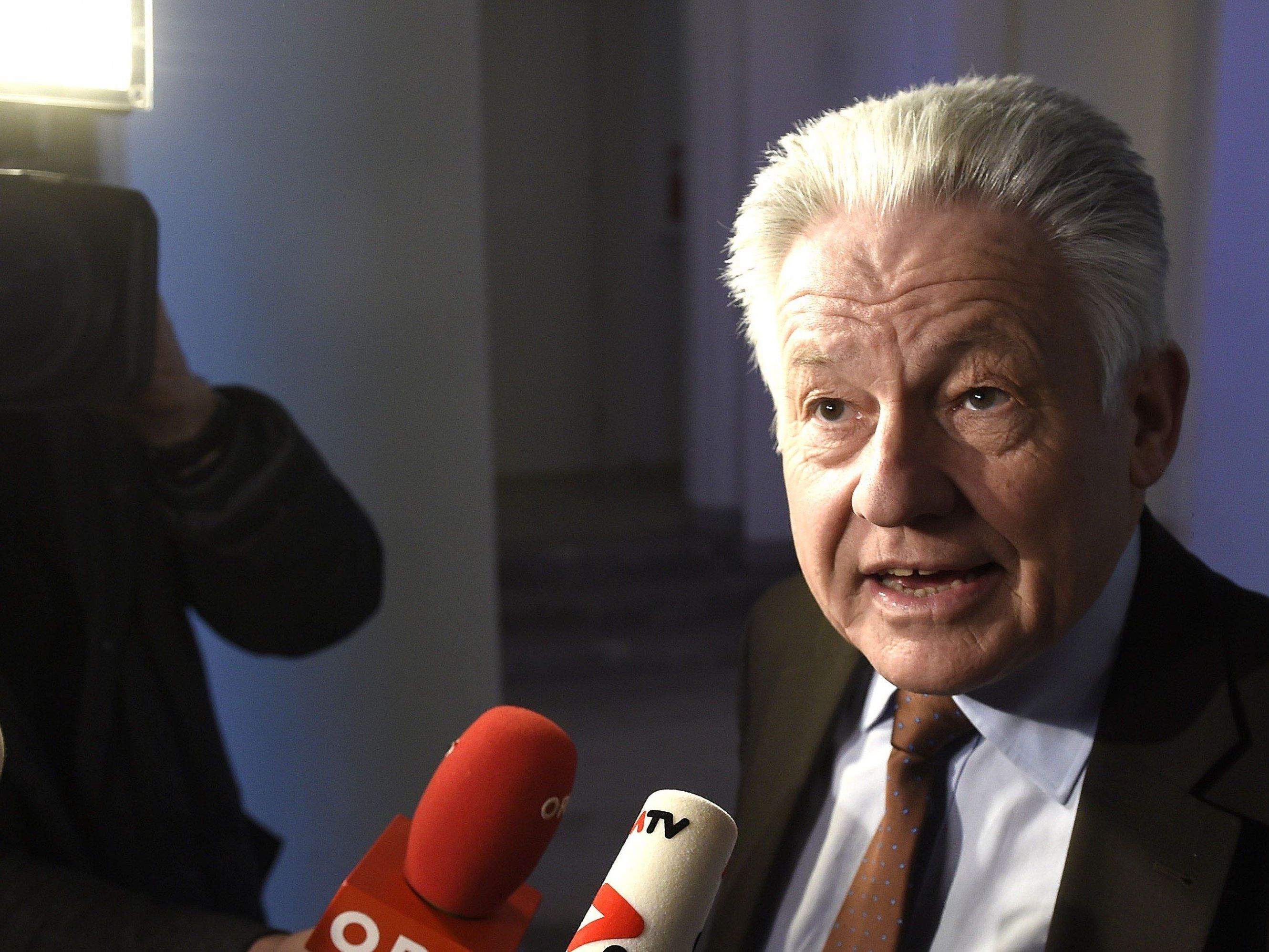 Die ÖVP-Listen rund um, Josef Pühringer wurden für die OÖ-Wahl fixiert. Die ÖVP-Listen rund um, Josef Pühringer wurden für die OÖ-Wahl fixiert.