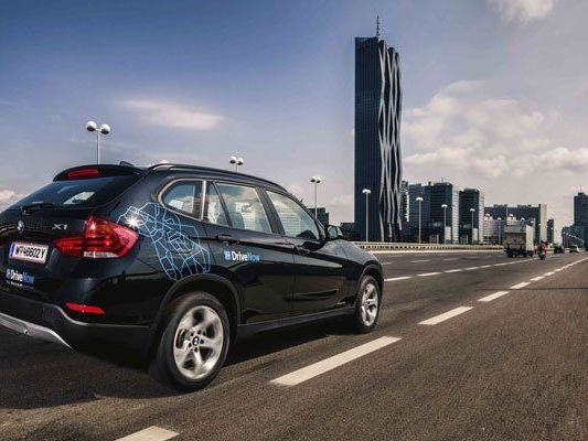 Auch der Anbieter DriveNow bietet in Wien seine Fahrzeuge an. Auch der Anbieter DriveNow bietet in Wien seine Fahrzeuge an.