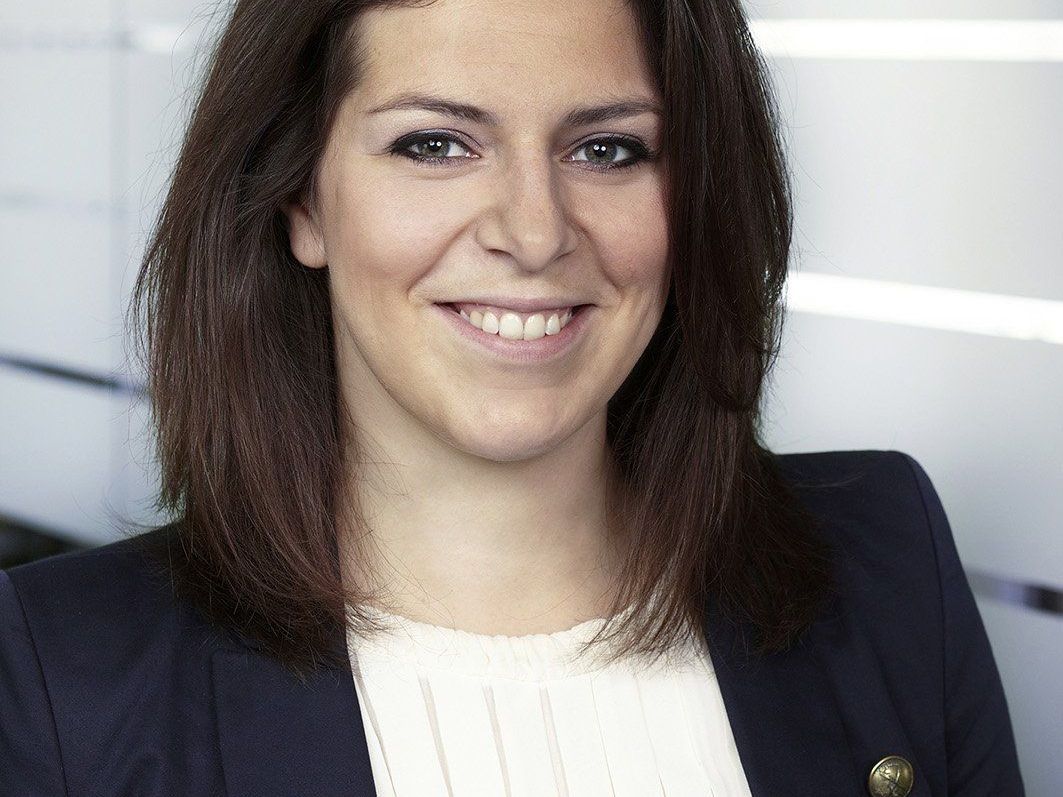 Eva-Maria Eienbach ist neue Steuerberaterin bei SPT. Eva-Maria Eienbach ist neue Steuerberaterin bei SPT.