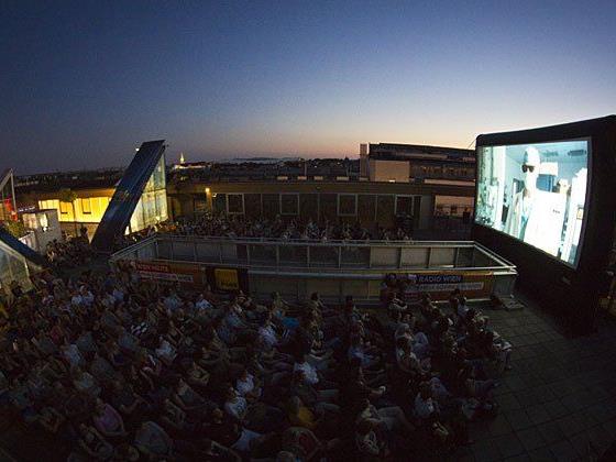 Das Kino am Dach lockt Jahr für Jahr begeisterte Besucher an