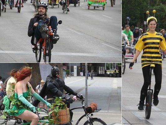 Tolle Räder und tolle Kostüme gab es bei der Radparade zu sehen.