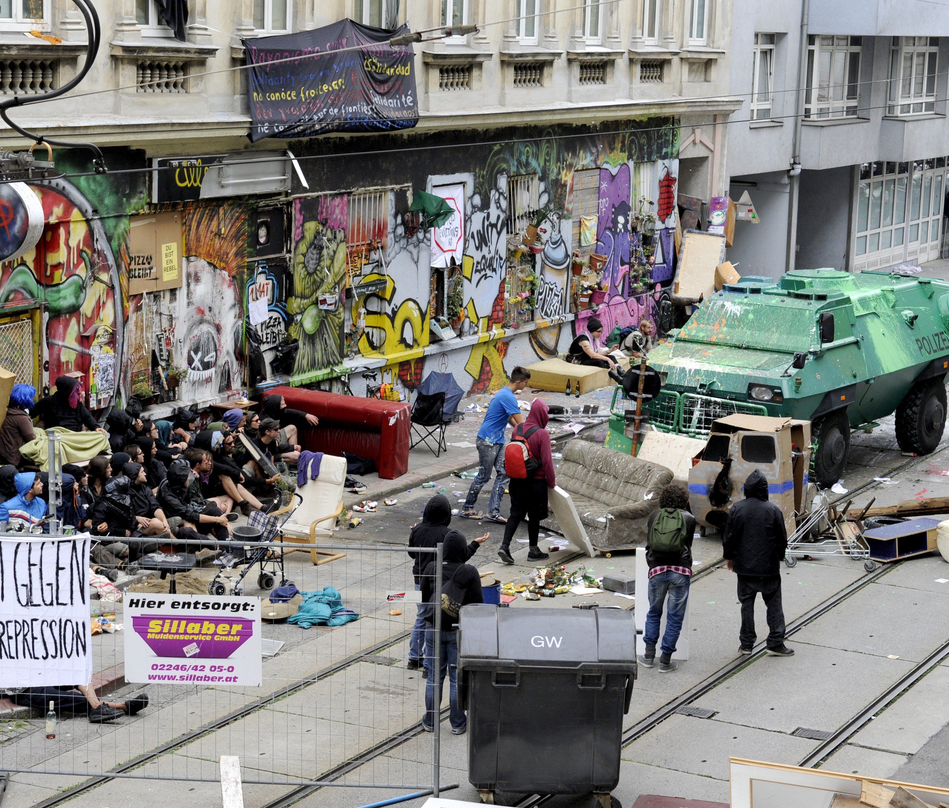 Die Kosten des Polizeieinsatzes zur Räumung der "Pizzeria Anarchia" können nicht zurückgefordert werden.