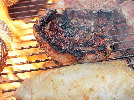 Grillverbot: Mit dem Grillvergnügen an öffentlichen Grillplätzen ist bis auf Weiteres Schluss