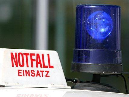 Bei dem Verkehrsunfall in Bad Vigaun ist eine Frau ums Leben gekommen.