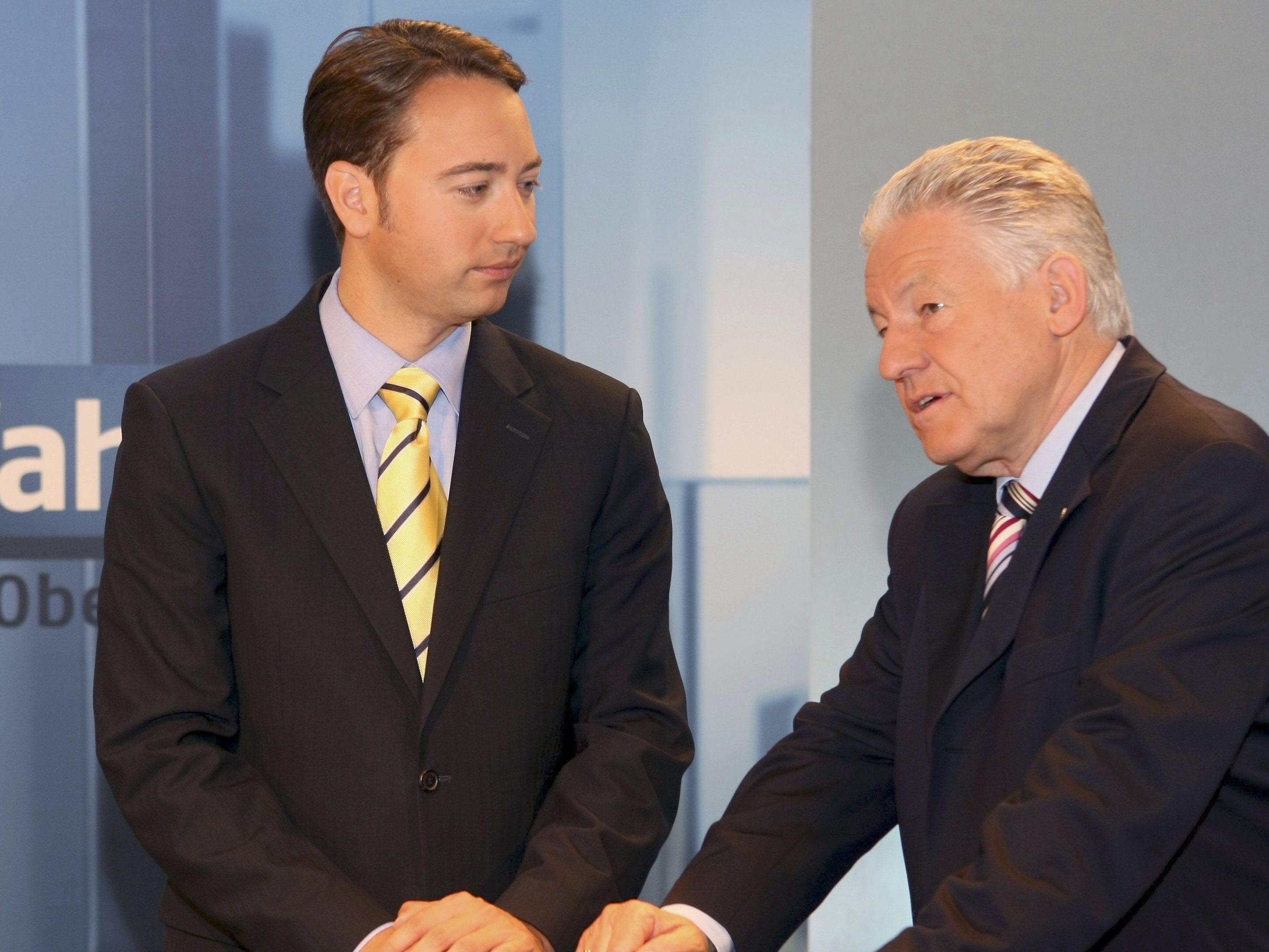 Gibt es Annäherungen zwischen FPÖ und ÖVP vor der Landtagswahl in Oberösterreich? Gibt es Annäherungen zwischen FPÖ und ÖVP vor der Landtagswahl in Oberösterreich?