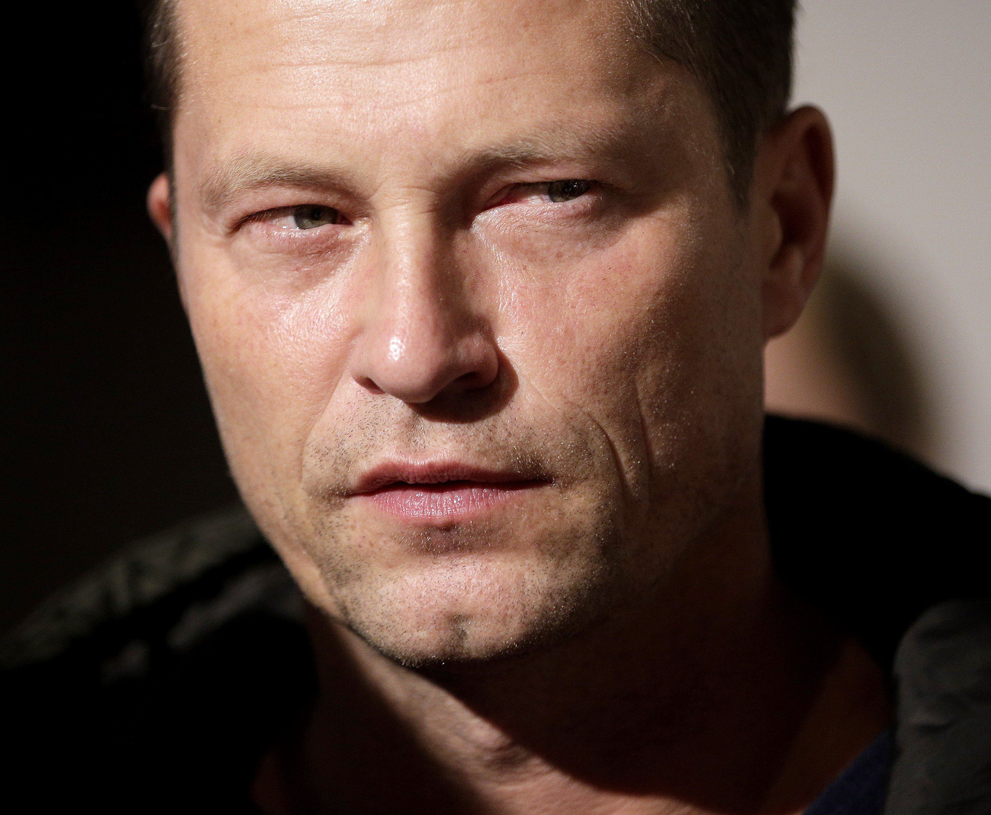 Til Schweiger entsetzt über Fremdenfeindlichkeit