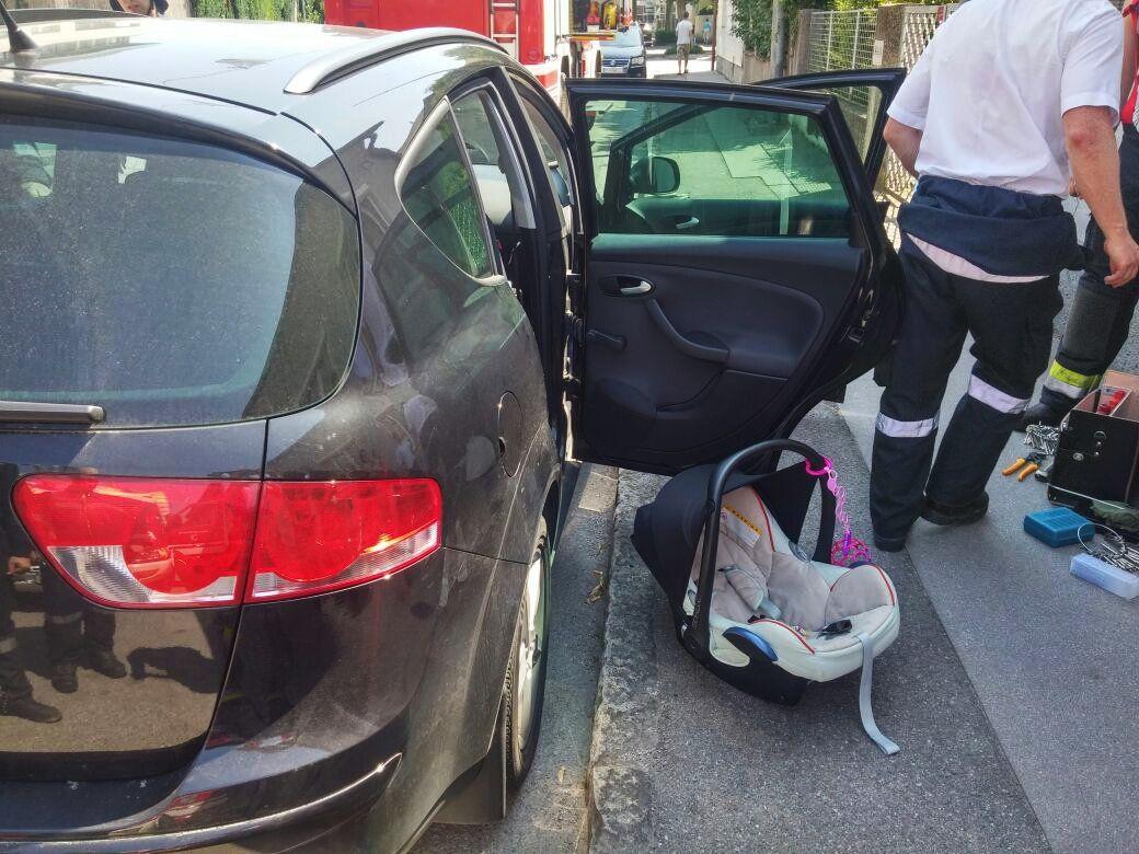 Männer raubten Auto mit Baby