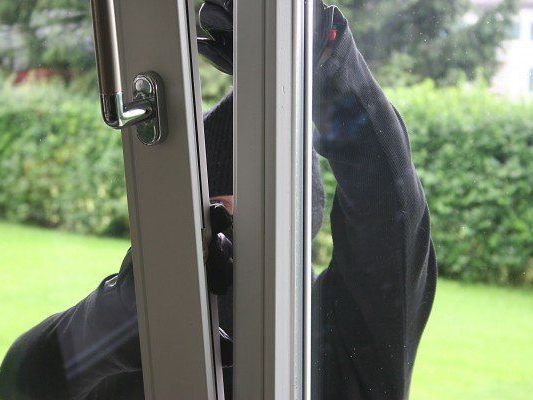Ein Hausbesitzer in Favoriten erwischte Einbrecher in flagranti Ein Hausbesitzer in Favoriten erwischte Einbrecher in flagranti