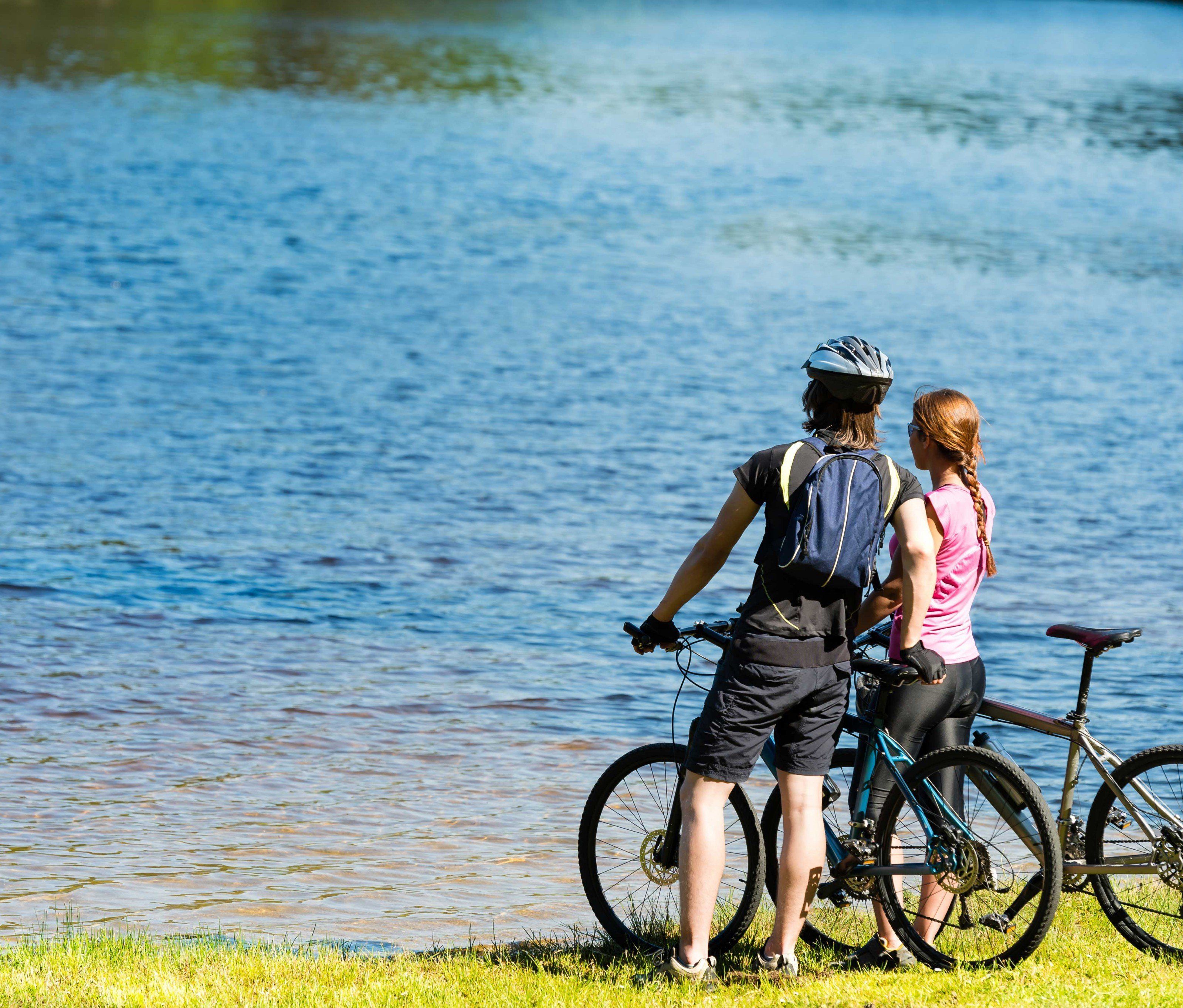 Tipps für Radbegeisterte bietet der Info-Folder „Rund um den Bodensee” vom aha. Tipps für Radbegeisterte bietet der Info-Folder „Rund um den Bodensee” vom aha.