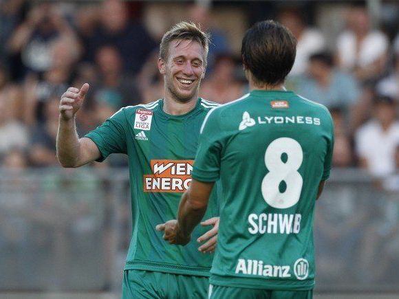 Grund zur Freude bei Rapid Wien. Grund zur Freude bei Rapid Wien.