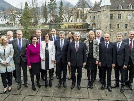 Wie nutzen die Regierungsmitglieder ihre Dienstfahrzeuge? Wie nutzen die Regierungsmitglieder ihre Dienstfahrzeuge?