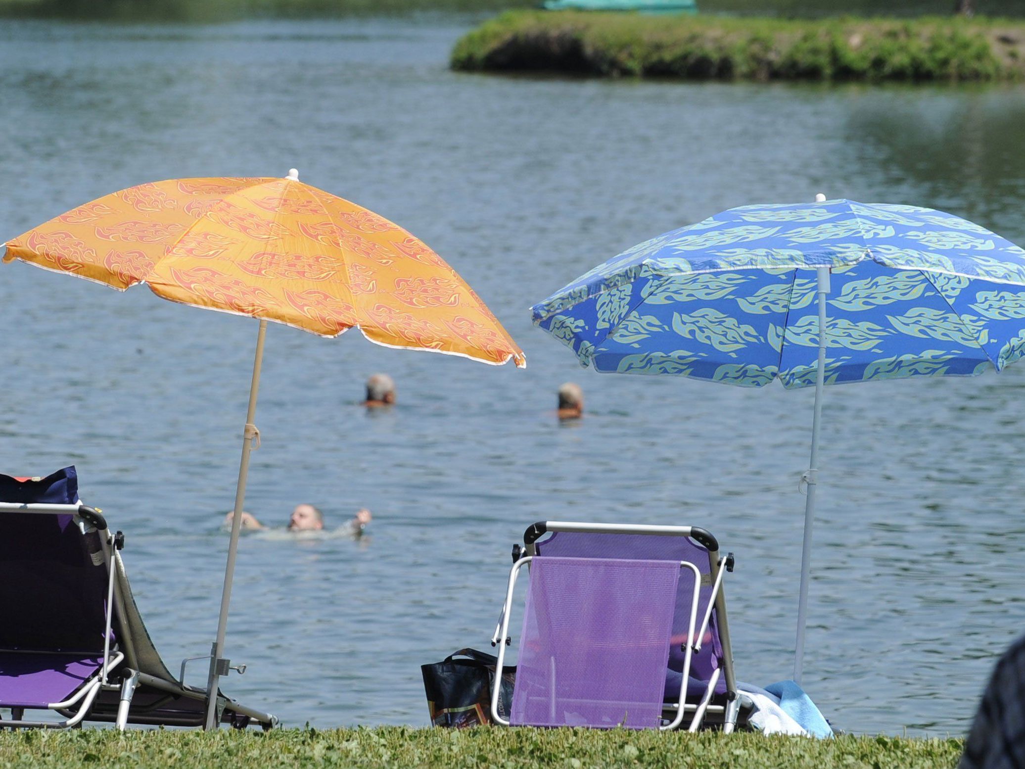 An die extremen Temperaturen werden wir uns in Zukunft gewöhnen müssen. An die extremen Temperaturen werden wir uns in Zukunft gewöhnen müssen.