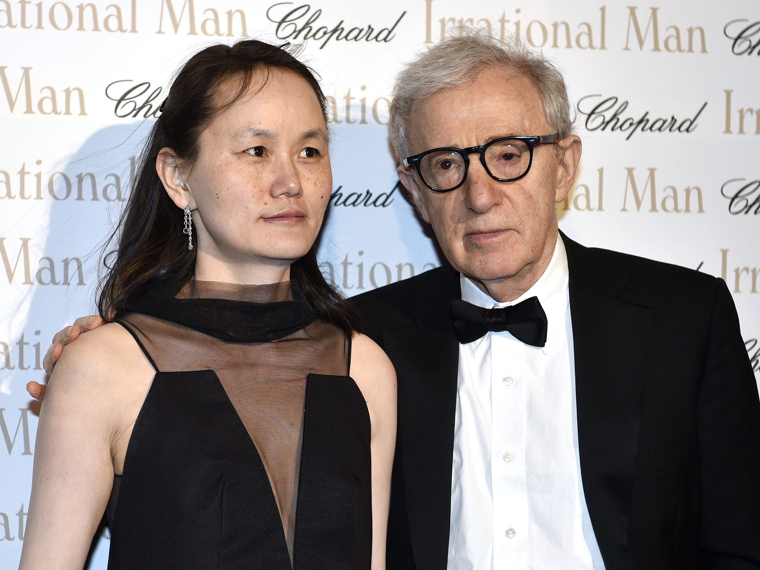 Woody Allen mit seiner Ehefrau Soon-Yi Woody Allen mit seiner Ehefrau Soon-Yi