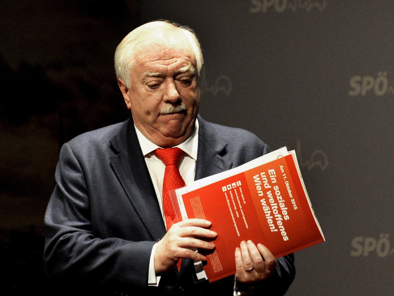 Die Meinungsforscher sehen Michael Häupl und seine SPÖ auf dem absteigenden Ast. Die Meinungsforscher sehen Michael Häupl und seine SPÖ auf dem absteigenden Ast.