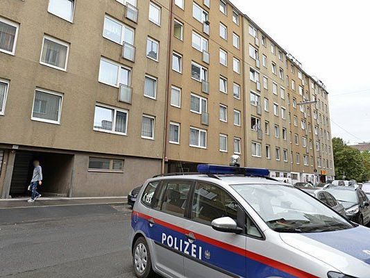 Das Wohnhaus, in dem der Brand ausgebrochen ist Das Wohnhaus, in dem der Brand ausgebrochen ist